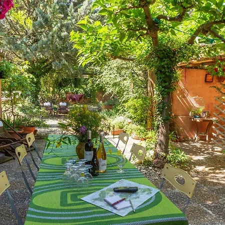 Holiday home Poterie De Pierroux *