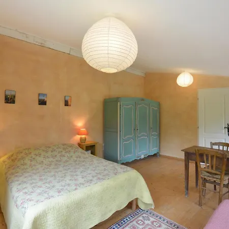 Poterie De Pierroux Holiday home *